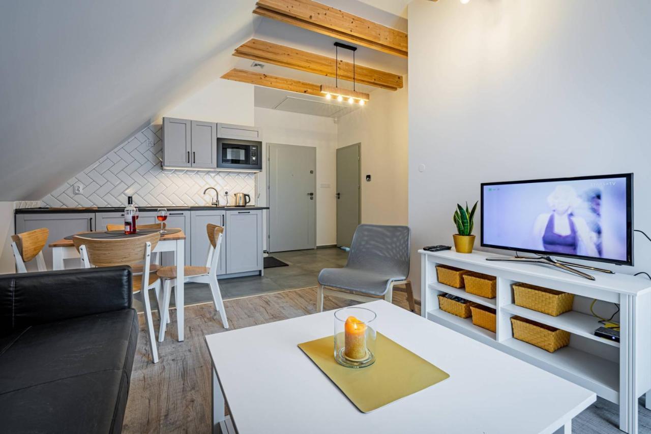 Apartamenty Ustronne Liściasta Zewnętrze zdjęcie