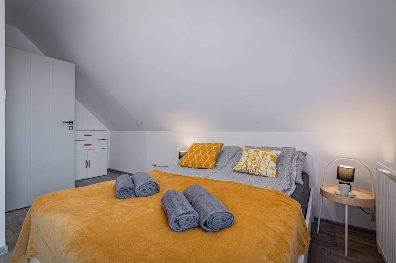 Apartamenty Ustronne Liściasta Zewnętrze zdjęcie